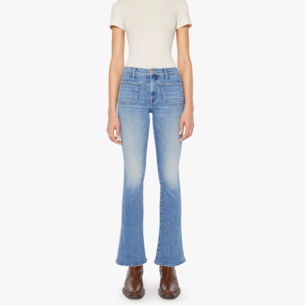 🆕 MOTHER The Lil Patch Pocket Weekender Mid-Rise Flare Jeans